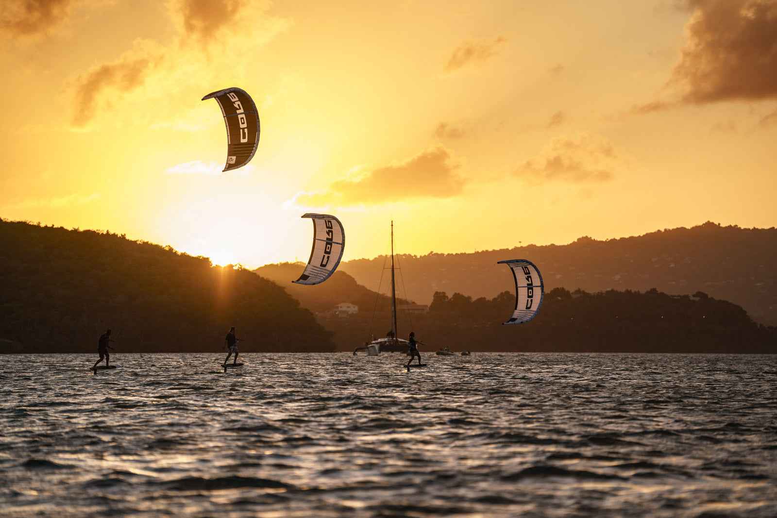 Core Xlite 2 - dedicated, high-performance hydrofoil kite