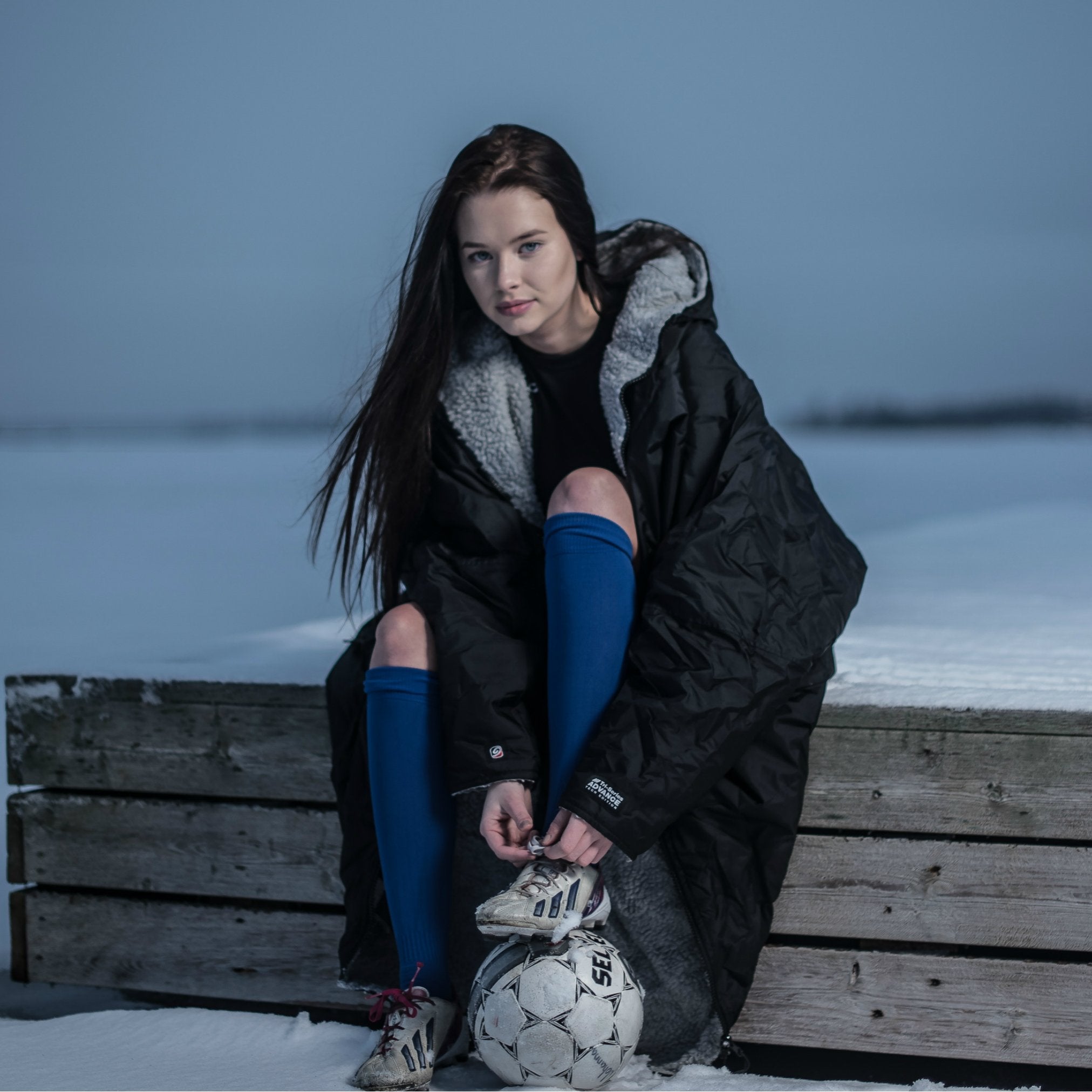 Dryrobe Advance Long Sleeve Black.